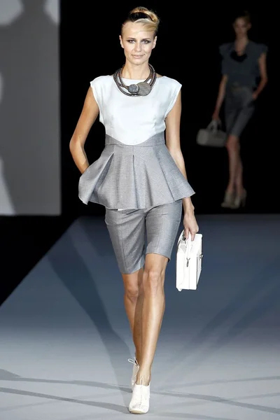 Look 7